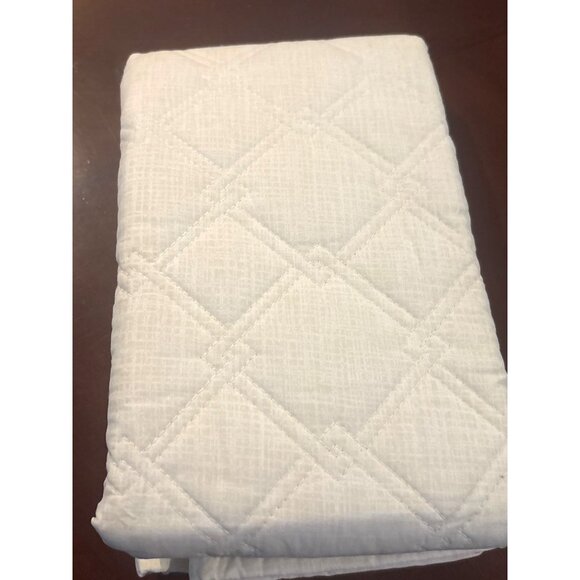 Hotel Collection Luster Geo Quilted  Standard Sham, Pastel Geo (pale yellow) - Picture 4 of 7